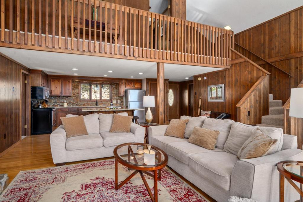 Вилла Wolf Ridge Retreat Swiss Экстерьер фото